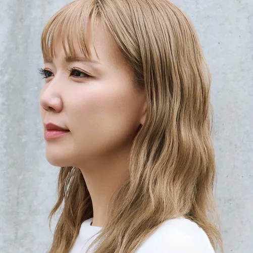 新井淑子